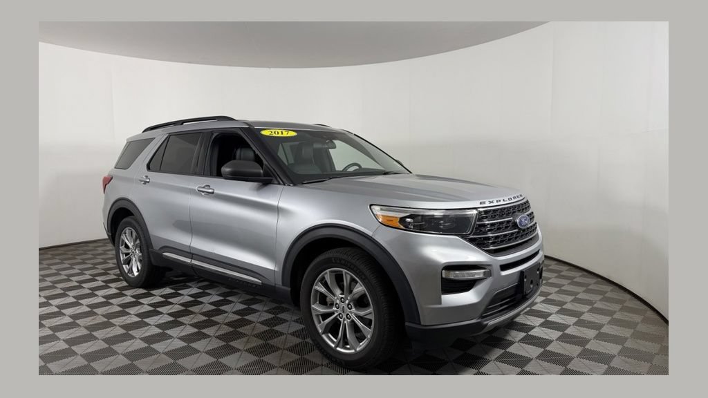 Used 2020 Ford Explorer XLT w/ Equipment Group 202A