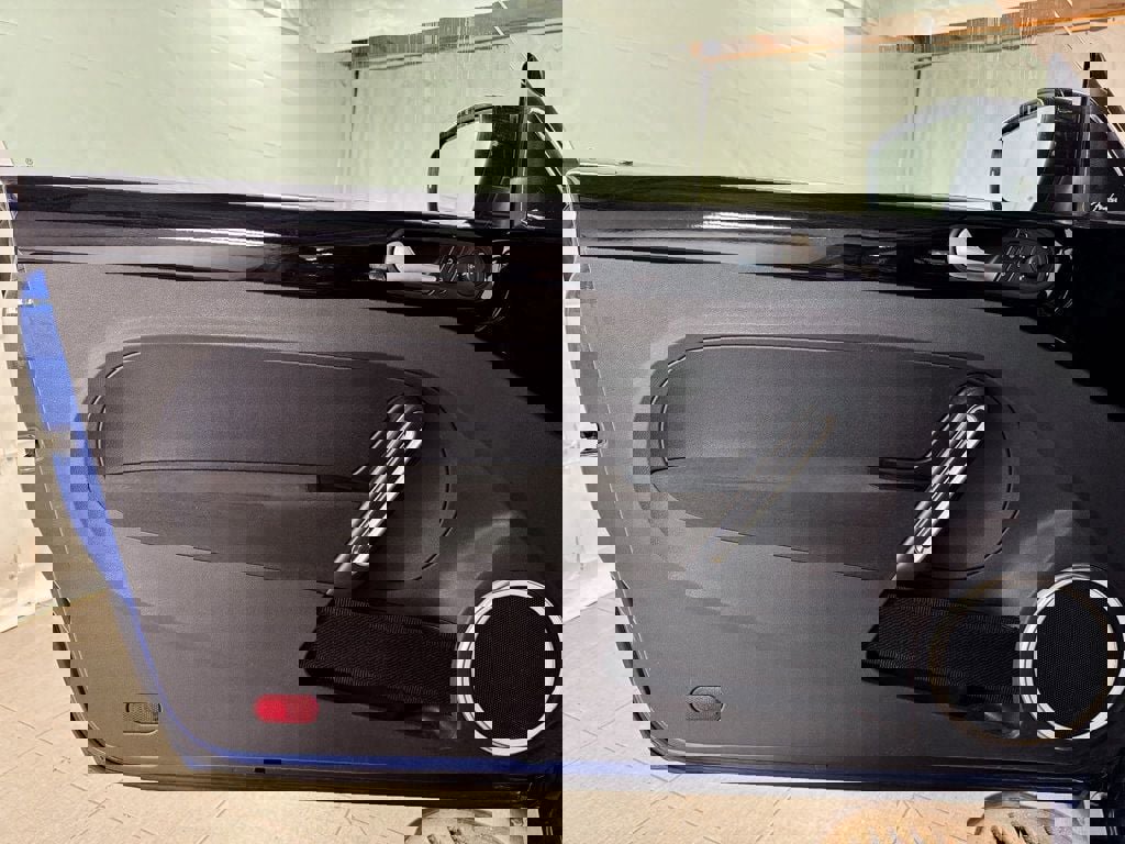 Used 2013 Volkswagen Beetle 2.0T FWD image 15