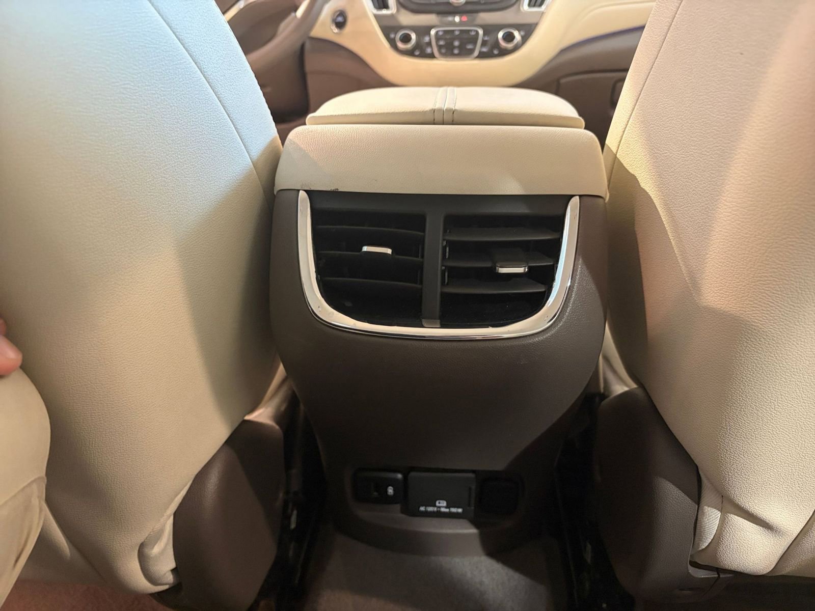 Used 2024 Chevrolet Malibu LT image 24