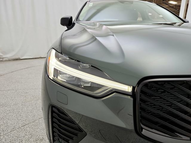 New 2026 Volvo XC60 B5 Ultra w/ Climate Package image 18