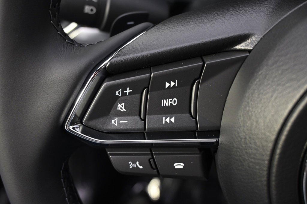 New 2025 MAZDA CX-5 Signature image 31