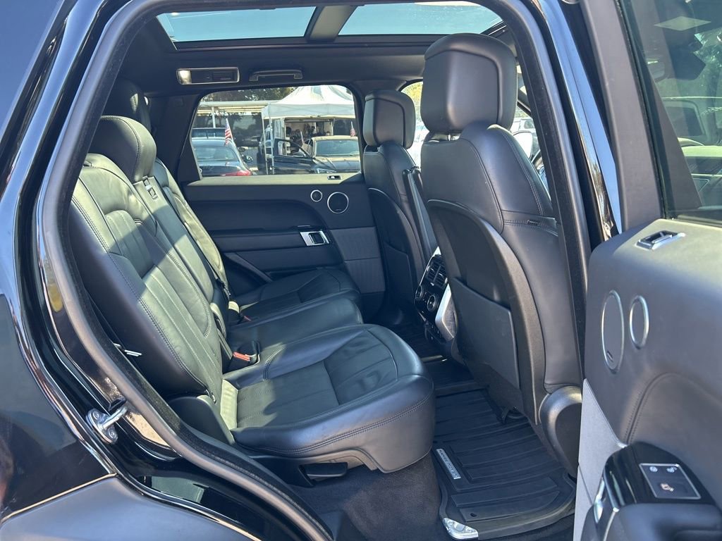 Used 2019 Land Rover Range Rover Sport Supercharged image 28