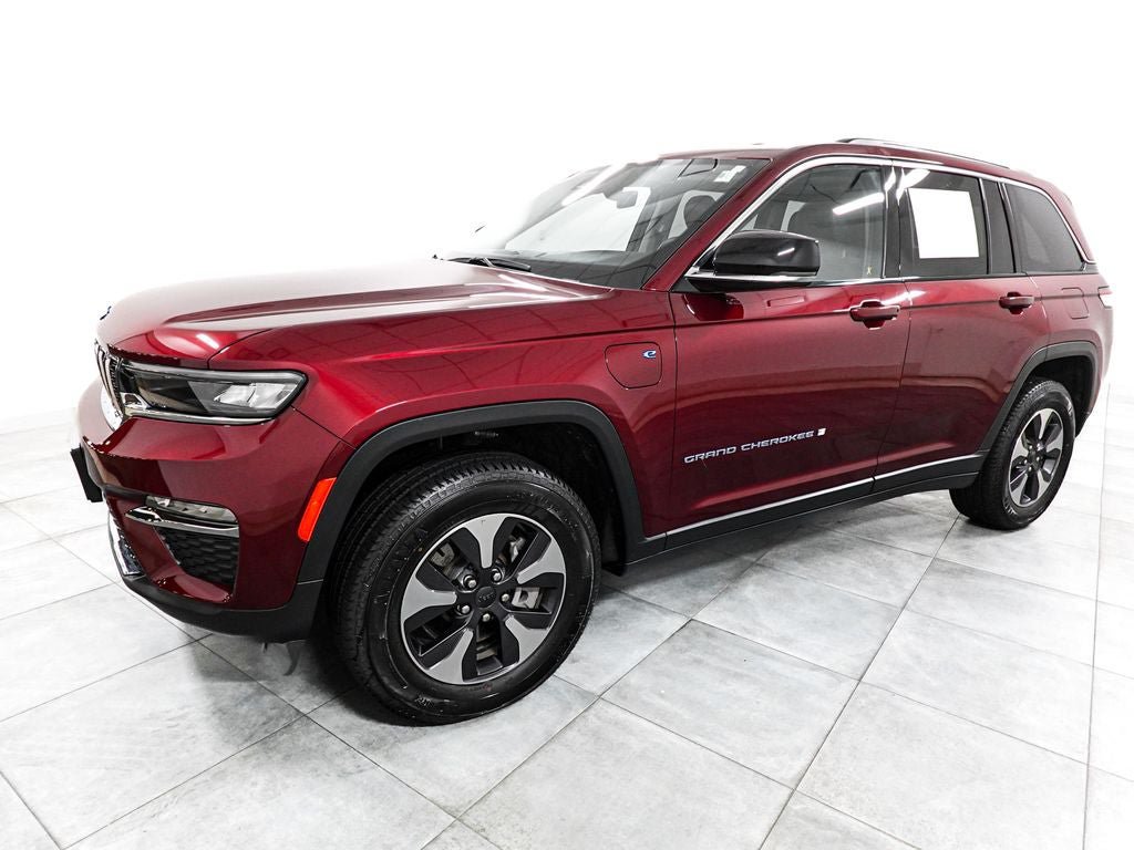Used 2024 Jeep Grand Cherokee Limited 4xe AWD/4WD image 4
