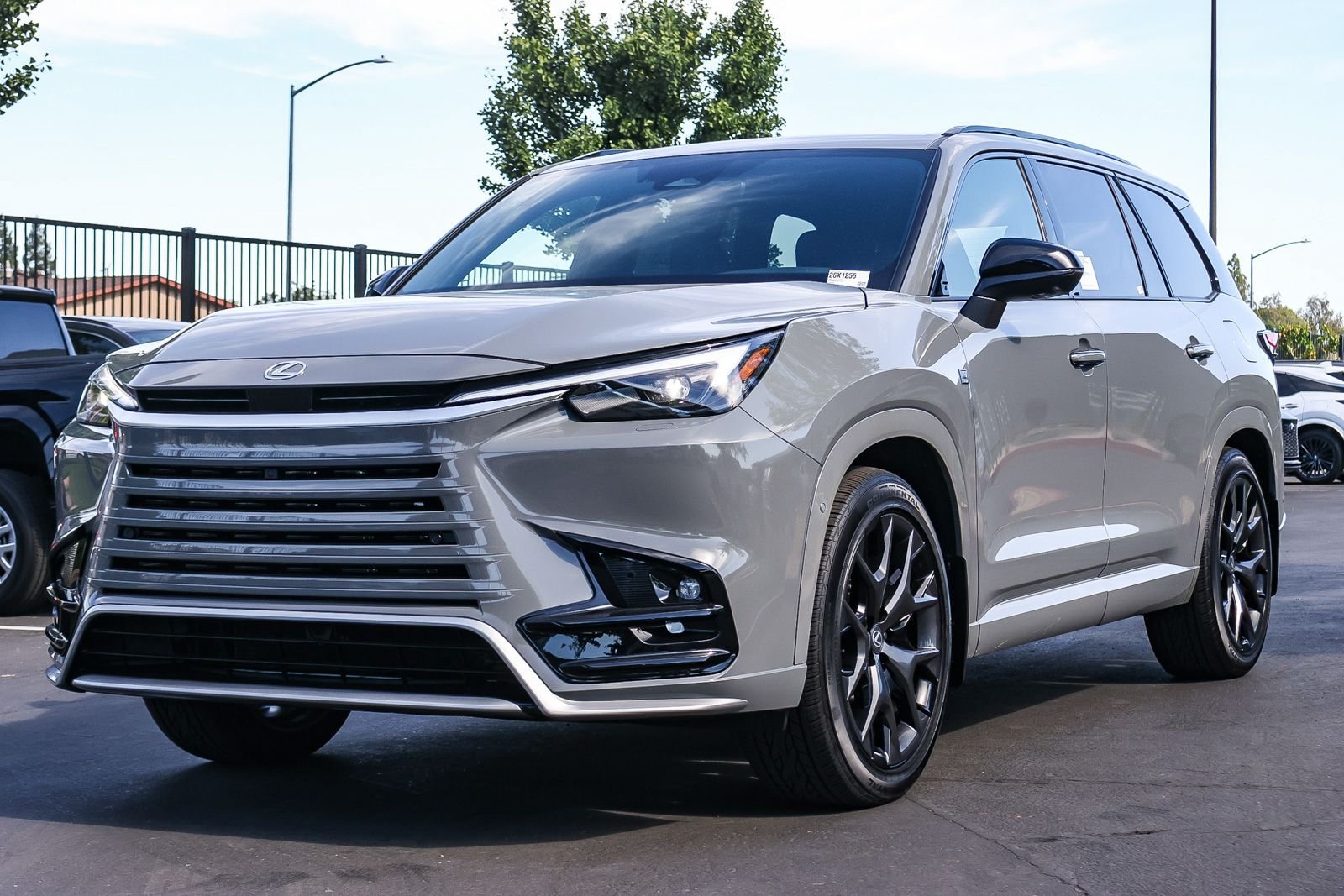 New 2026 Lexus TX 500h AWD image 3