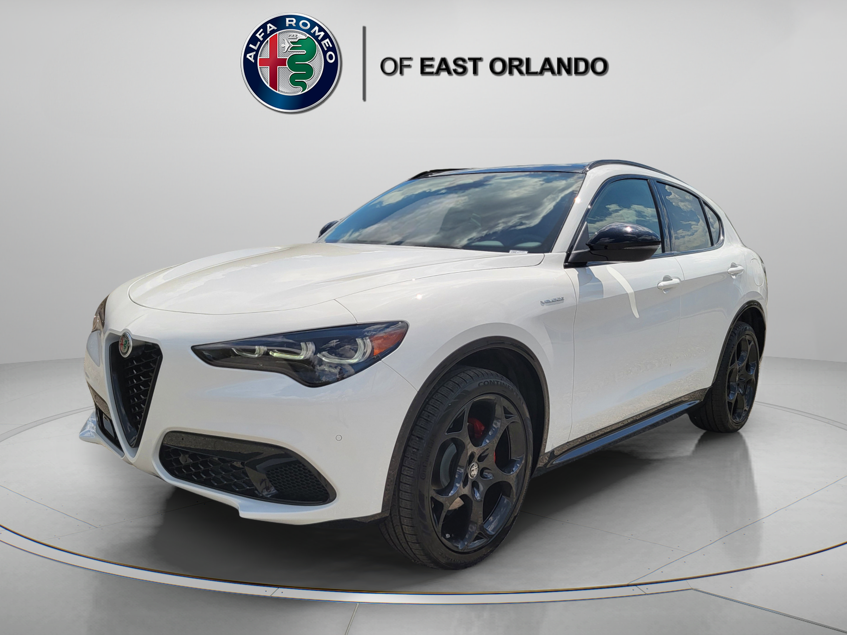 New 2026 Alfa Romeo Stelvio Sprint AWD/4WD image 3