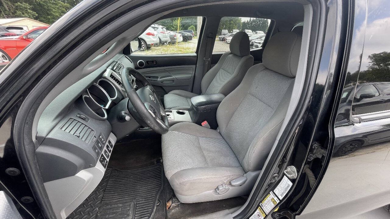 Used 2015 Toyota Tacoma 4x4 Double Cab w/ TRD Off-Road Package image 11