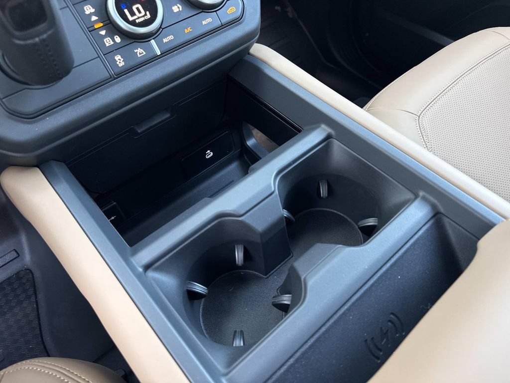 New 2026 Land Rover Defender 130 S AWD/4WD image 27