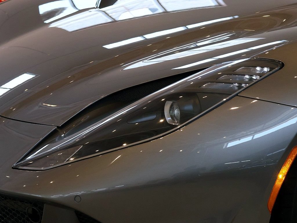 Certified 2022 Ferrari 812 GTS RWD image 84