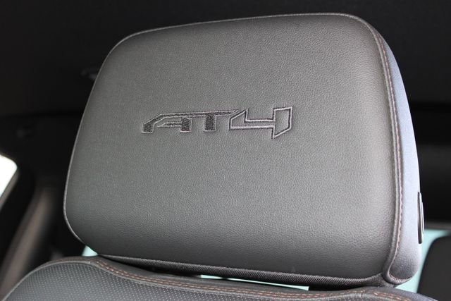 Used 2025 GMC Sierra 2500 AT4 w/ AT4 Premium Plus Package image 26