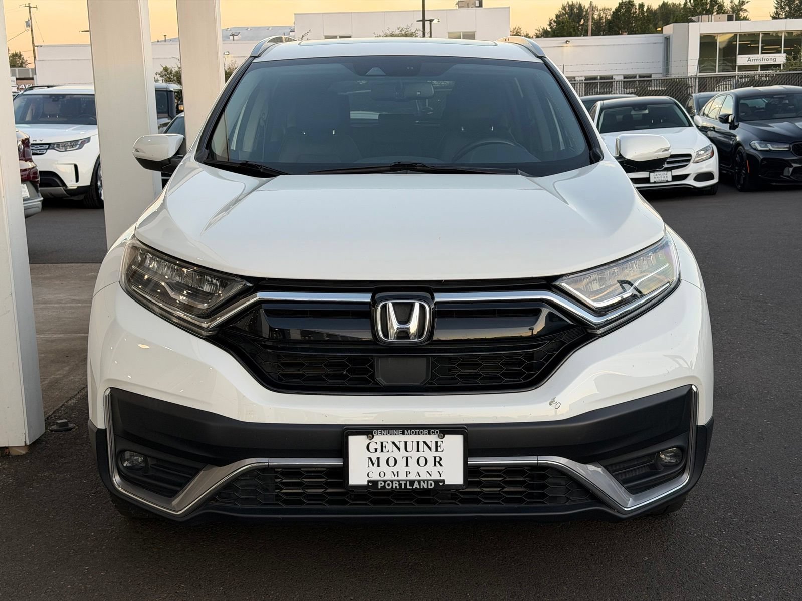 Used 2020 Honda CR-V Touring image 2