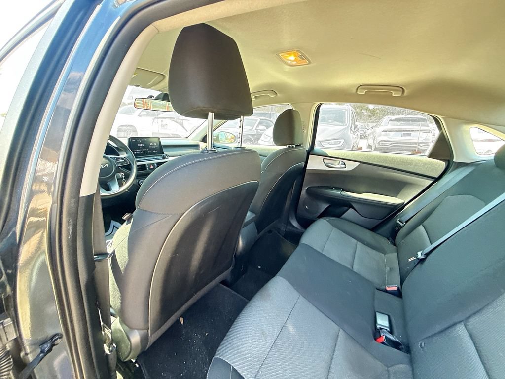 Used 2024 Kia Forte LX FWD image 27