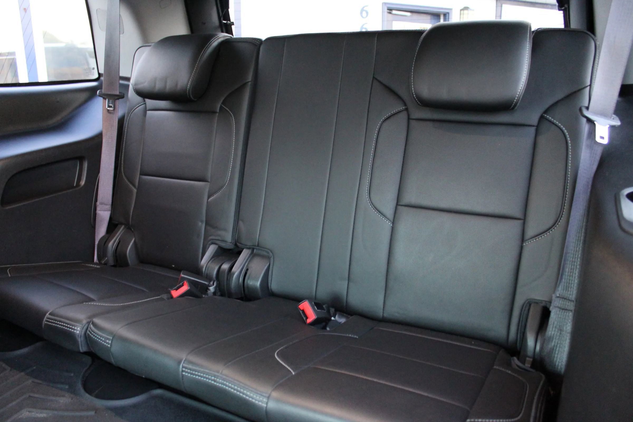 Used 2017 GMC Yukon Denali w/ Open Road Package image 28