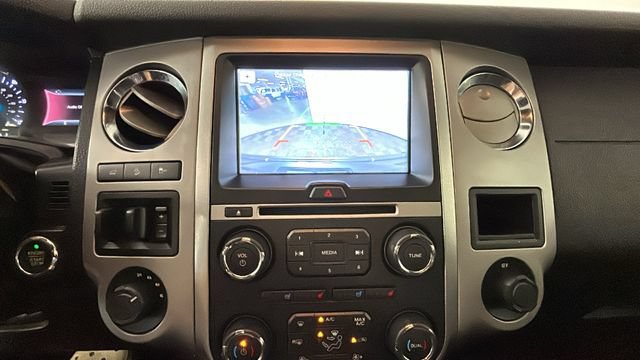 Used 2017 Ford Expedition EL Limited w/ Equipment Group 301A AWD/4WD image 24