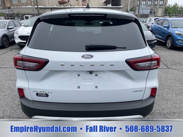 Used 2025 Ford Escape Active AWD/4WD image 4