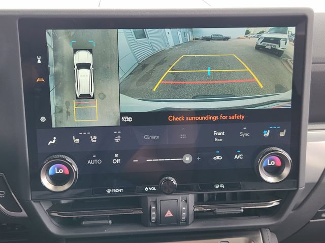 Used 2024 Lexus GX 550 w/ Accessory Package (Z1) AWD/4WD image 15