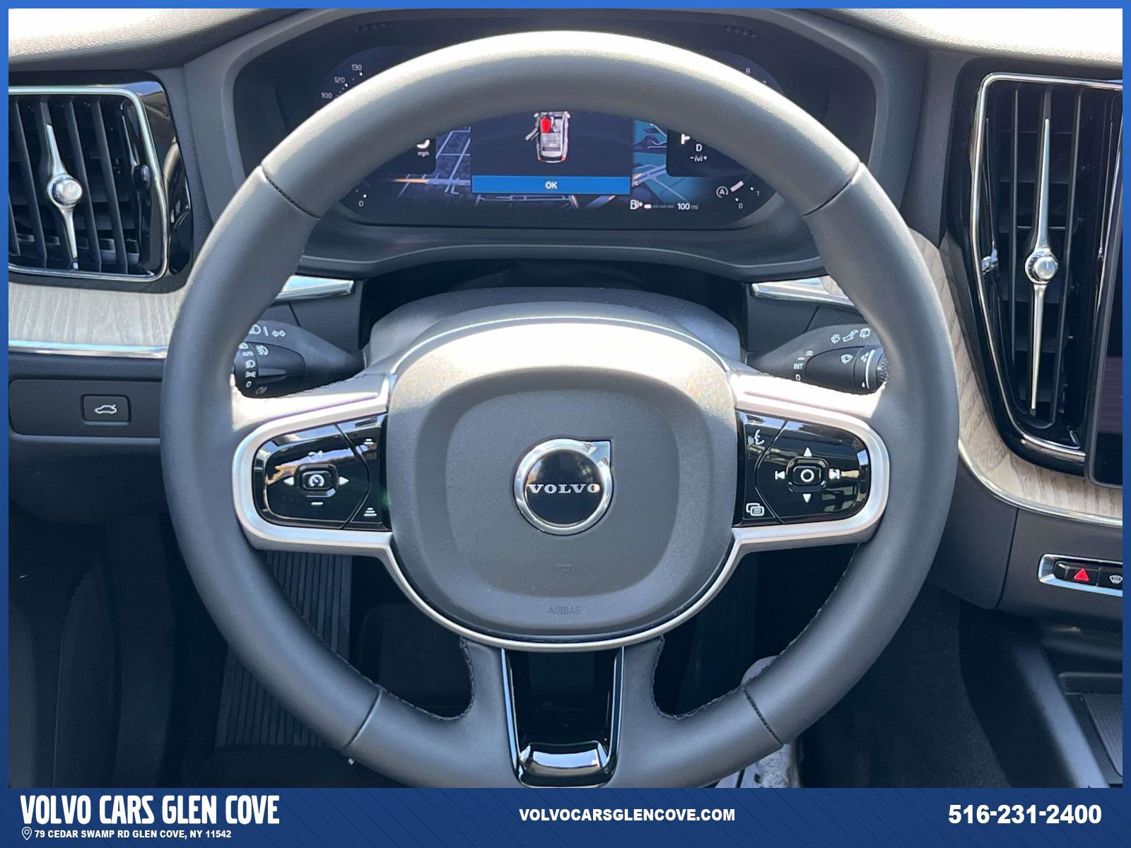 Used 2026 Volvo XC60 B5 Plus w/ Protection Package Premier AWD/4WD image 12
