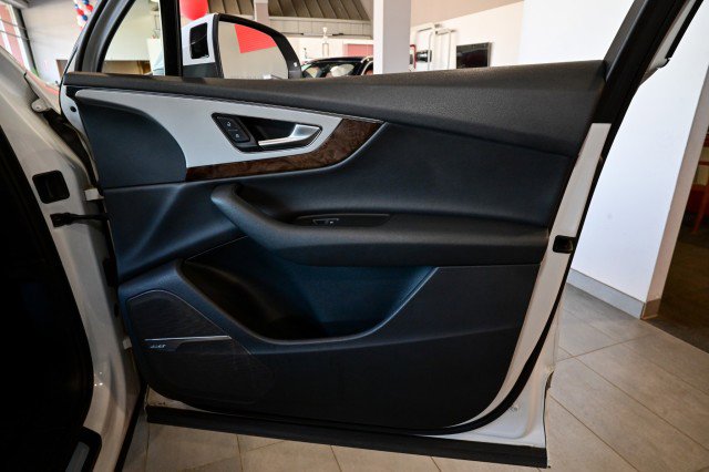 Used 2019 Audi Q7 2.0T Premium Plus w/ Premium Plus Package image 30