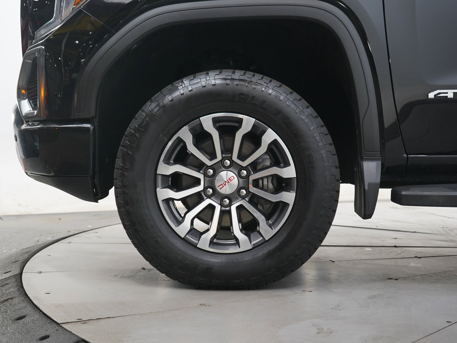 Used 2021 GMC Sierra 1500 AT4 w/ AT4 Value Package AWD/4WD image 30