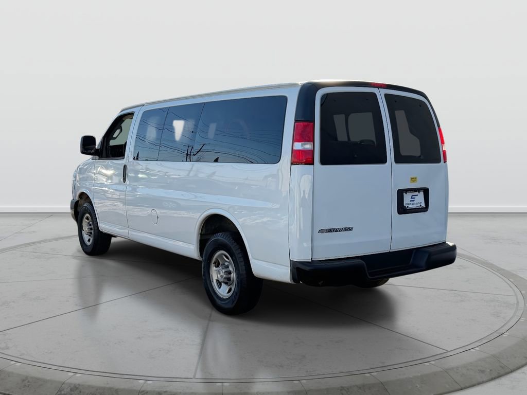 Used 2022 Chevrolet Express 2500 LS image 5