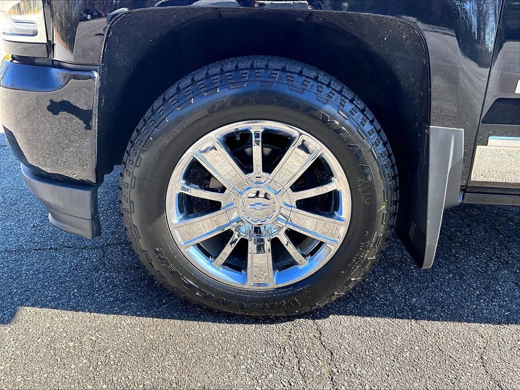 Certified 2018 Chevrolet Silverado 1500 High Country image 11