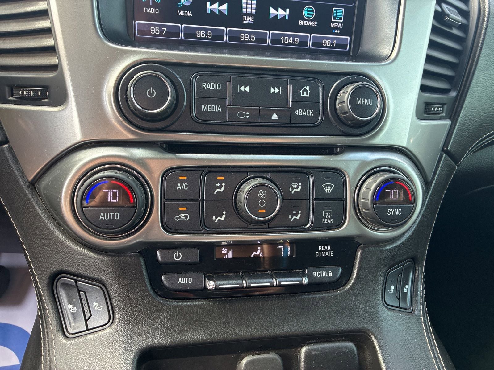 Used 2018 Chevrolet Suburban LT AWD/4WD image 24