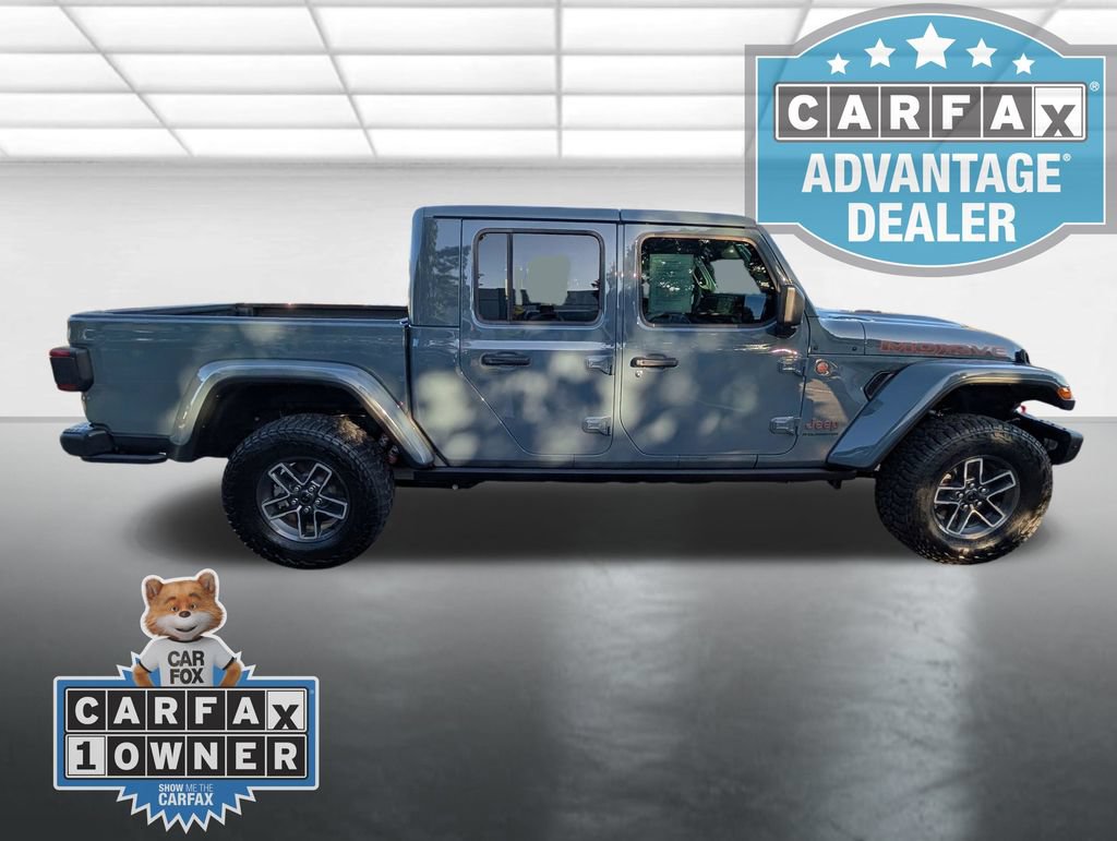 Used 2025 Jeep Gladiator Mojave AWD/4WD image 31