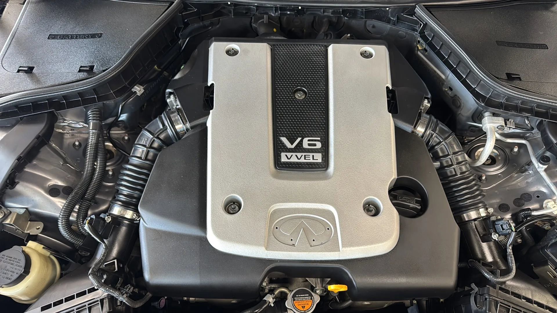Used 2014 INFINITI Q50 Premium w/ Spare Tire Package RWD image 42