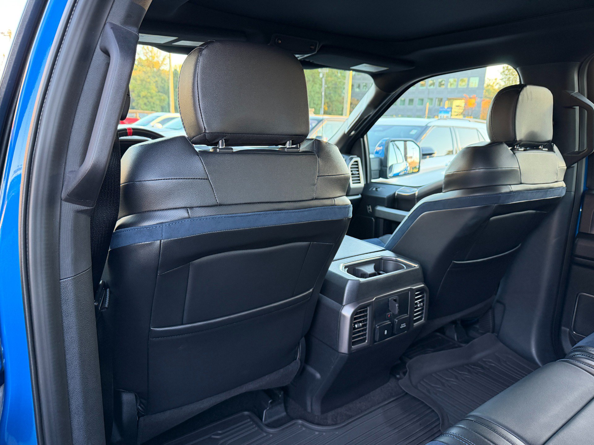 Used 2019 Ford F150 Raptor w/ Equipment Group 802A Luxury AWD/4WD image 72
