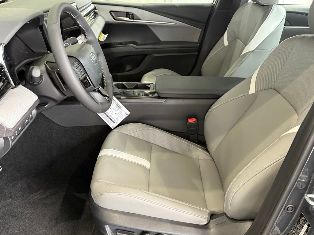 Certified 2026 Toyota Camry SE FWD image 21