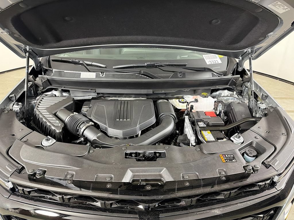 New 2026 Chevrolet Traverse RS w/ LPO, Floor Liner Package AWD/4WD image 27