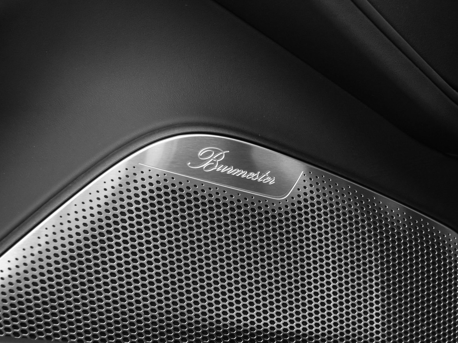 Certified 2025 Porsche Panamera Turbo image 53