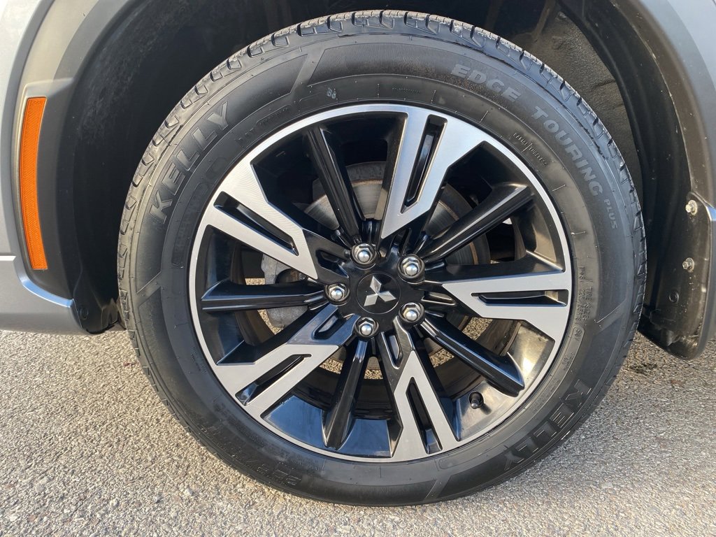 Used 2023 Mitsubishi Eclipse Cross SEL image 9