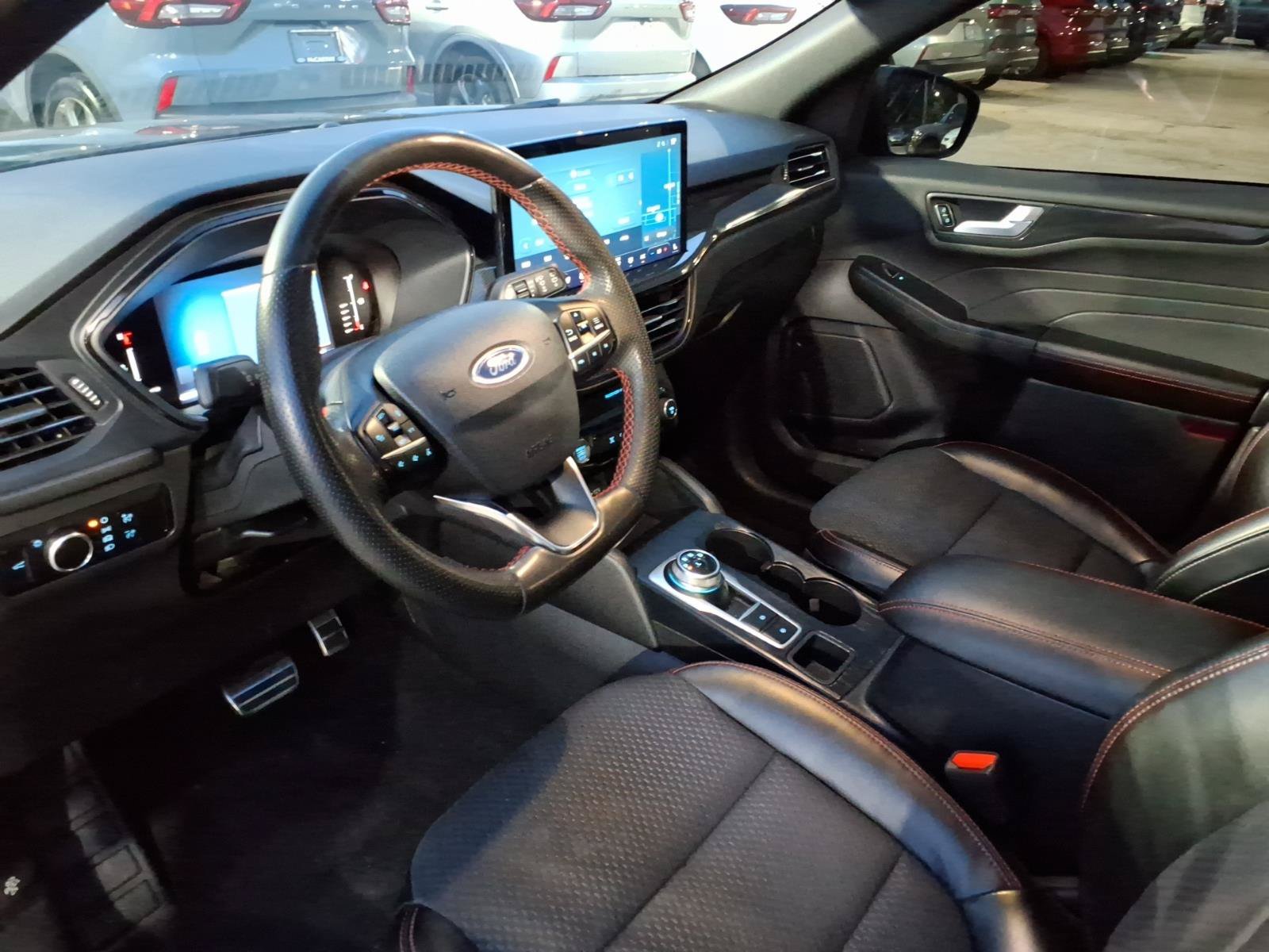 Certified 2023 Ford Escape ST-Line w/ Tech Pack #1 FWD image 10