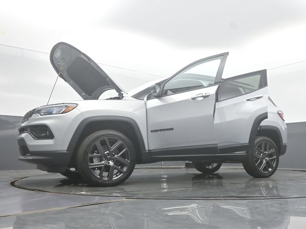 New 2026 Jeep Compass Limited w/ Sun, Sound & Navigation Group AWD/4WD image 59