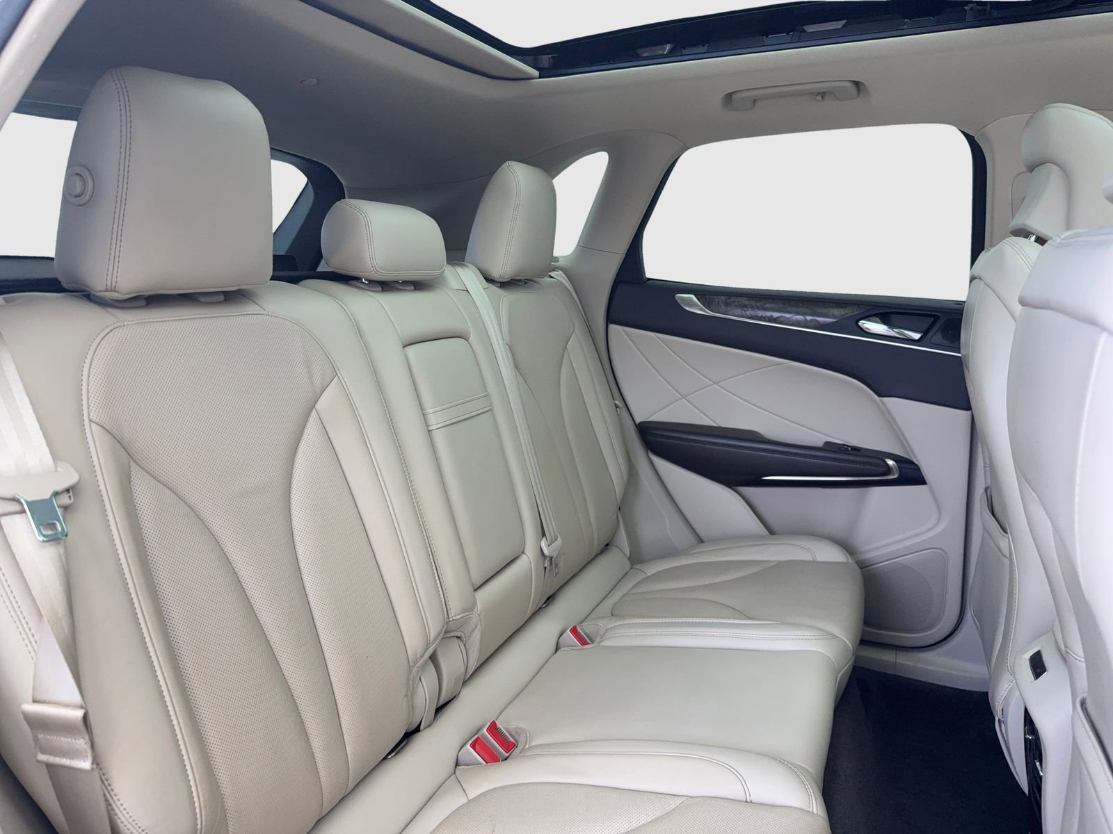 Used 2017 Lincoln MKC Reserve w/ Lincoln MKC Climate Package image 42