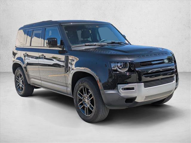 Used 2025 Land Rover Defender 110 S AWD/4WD image 3