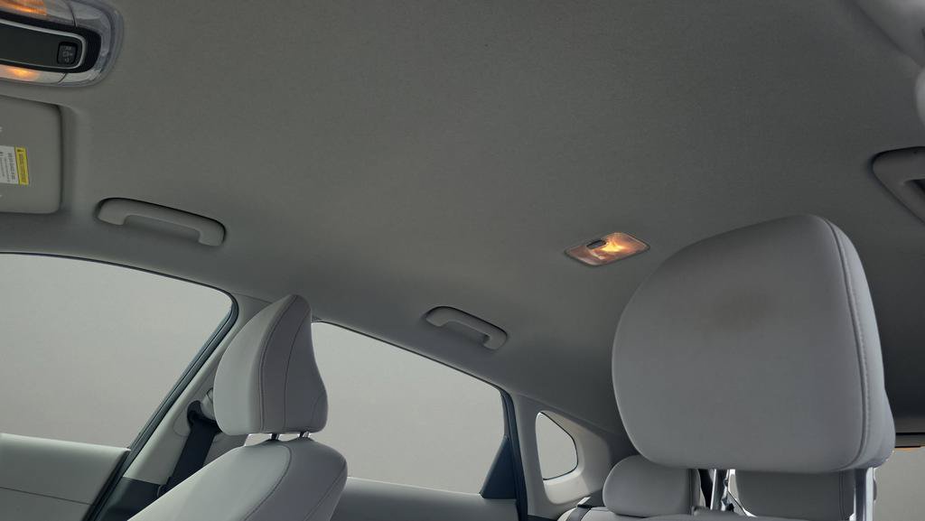 Certified 2024 Hyundai Kona SE FWD image 15