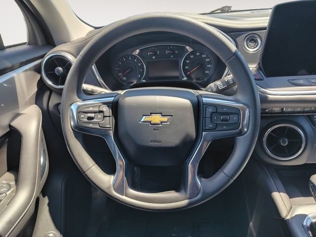 Used 2023 Chevrolet Blazer LT w/ Convenience Package FWD image 12