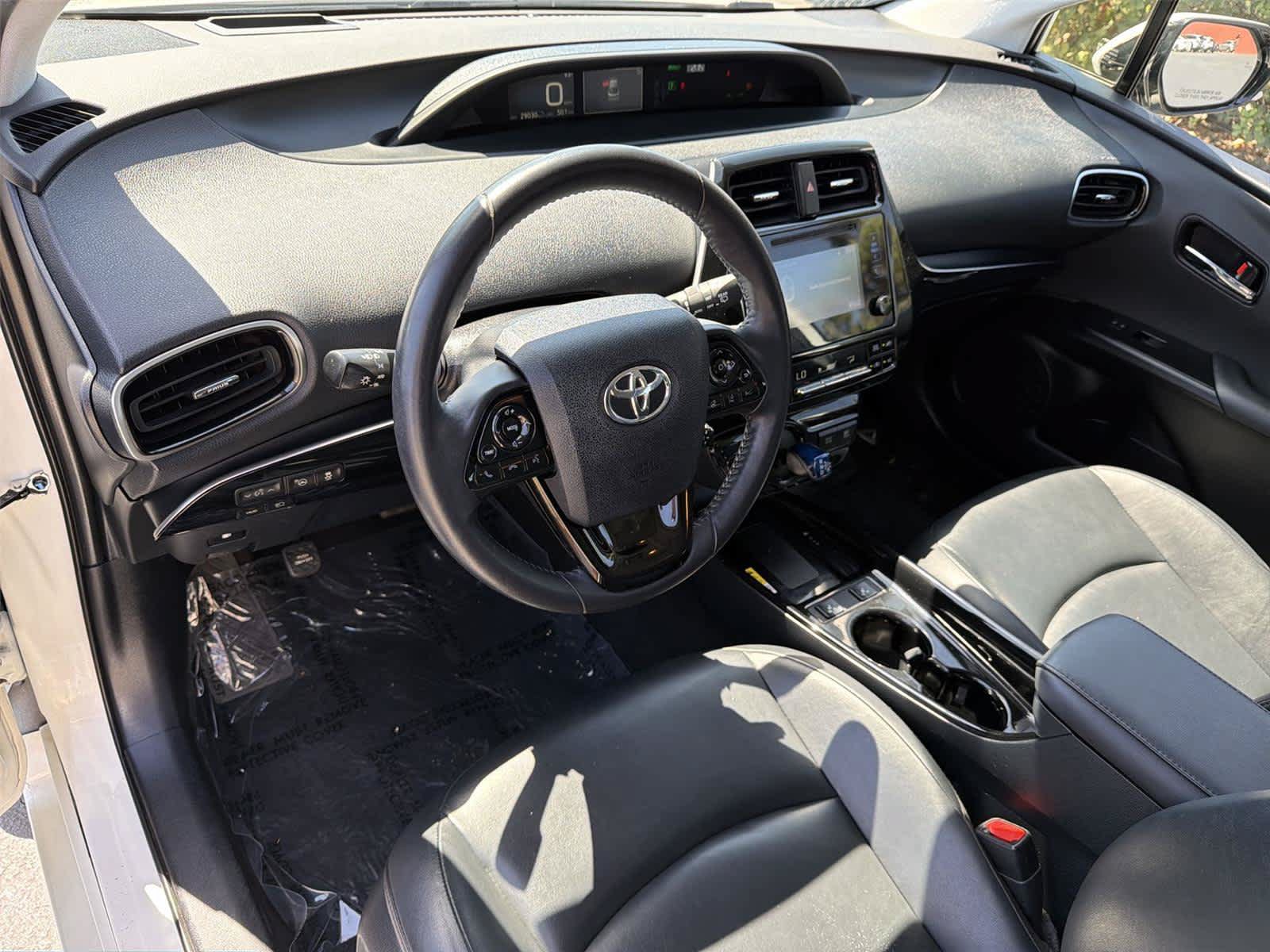 Used 2019 Toyota Prius XLE w/ Advanced Technology Package FWD image 2