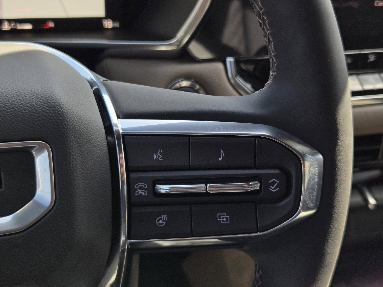 New 2026 GMC Canyon Denali AWD/4WD image 14