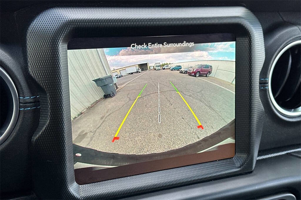 Used 2022 Jeep Wrangler Unlimited Rubicon 4xe w/ Cold Weather Group image 20