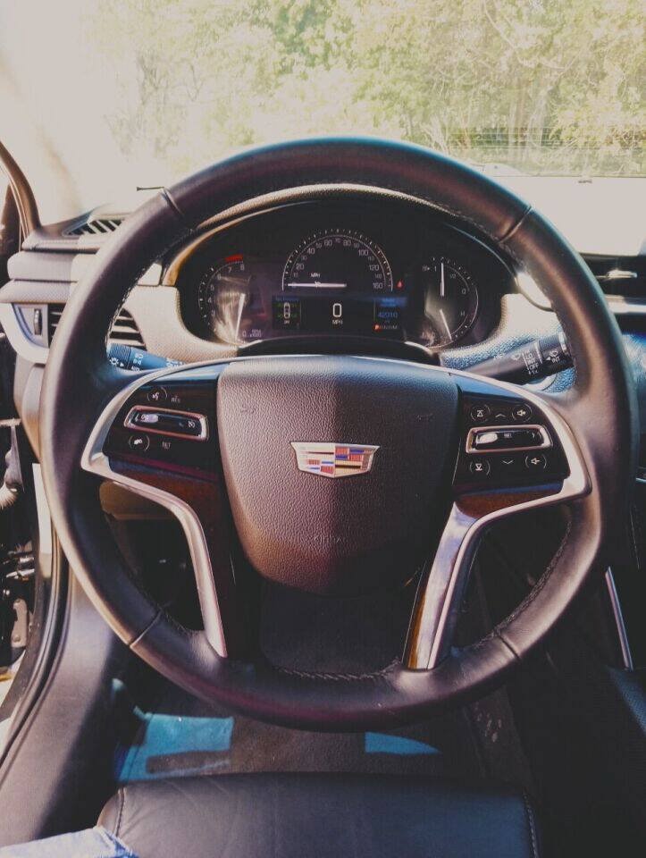 Used 2017 Cadillac XTS FWD image 15