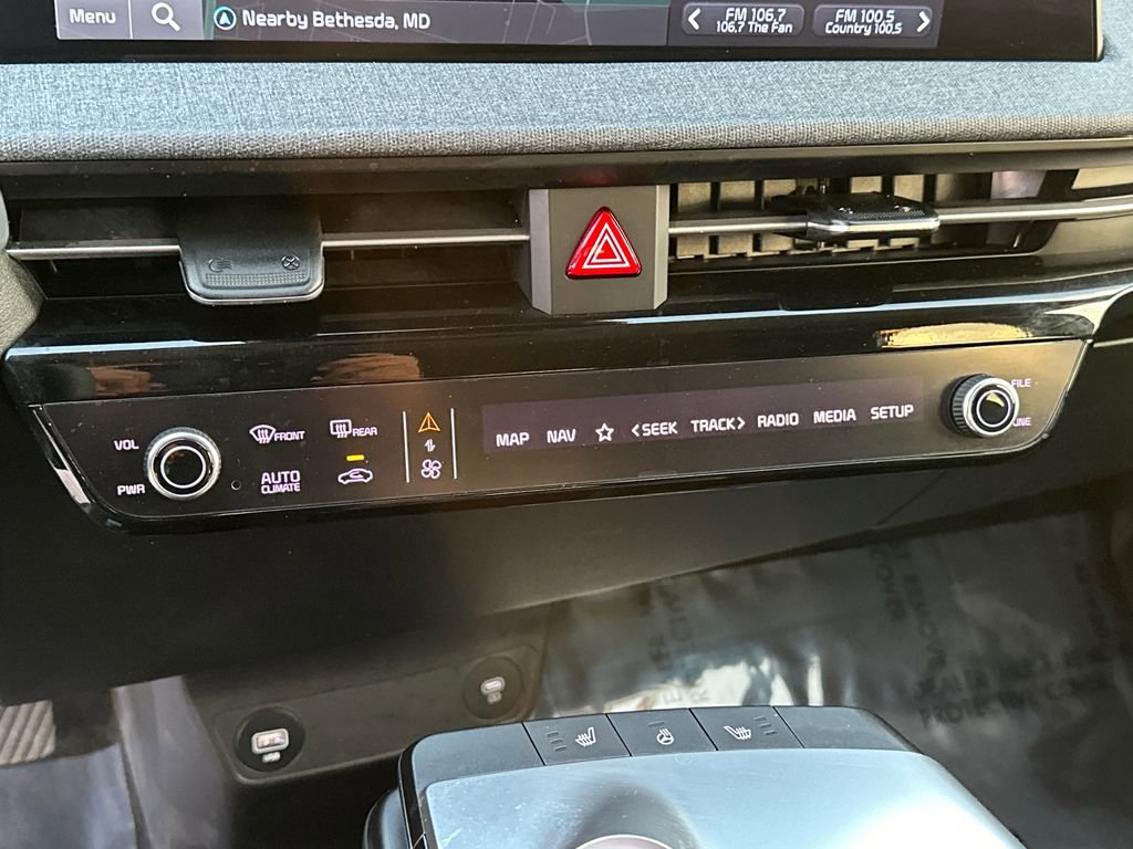 Certified 2024 Kia EV6 Light AWD/4WD image 22