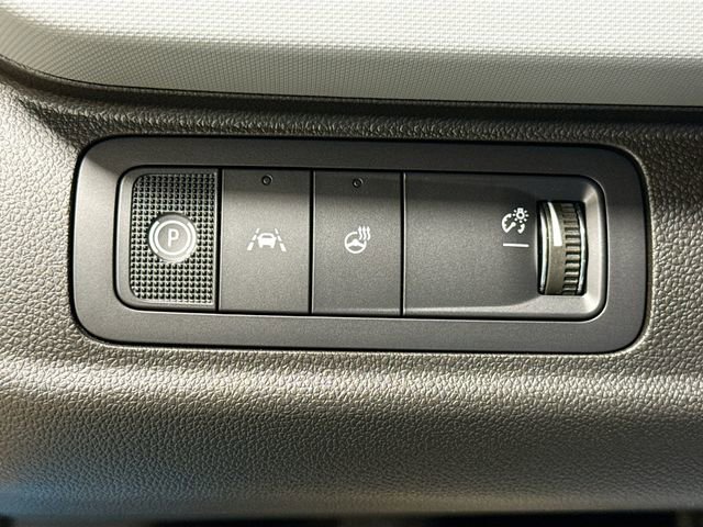 New 2027 Chevrolet Bolt LT w/ Comfort Package image 13