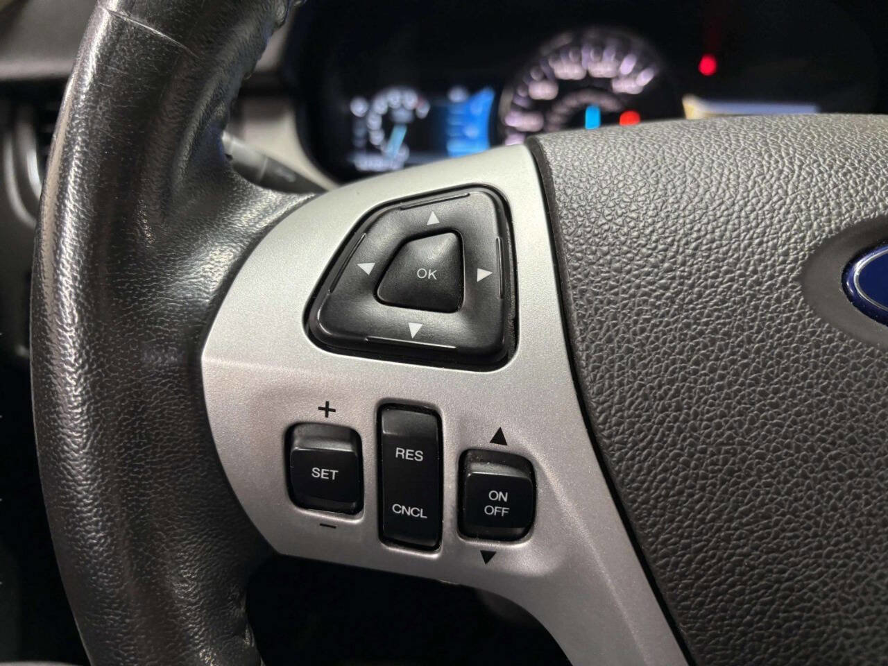 Used 2011 Ford Edge SEL w/ 202A Rapid Spec Order Code AWD/4WD image 32