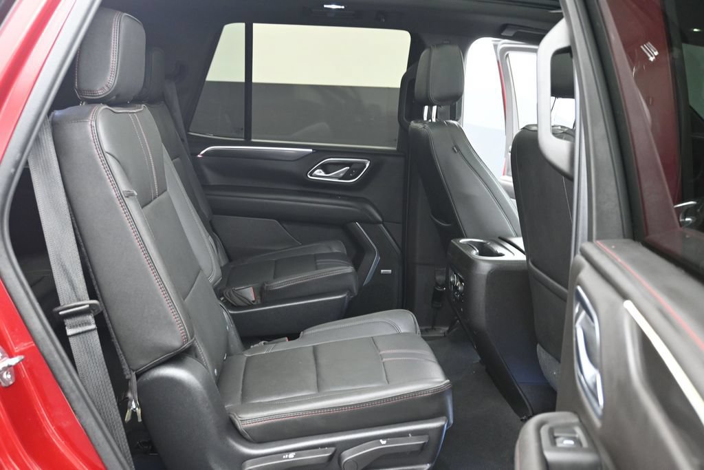 Used 2021 Chevrolet Tahoe RST w/ Luxury Package AWD/4WD image 12