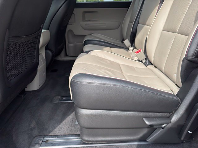 Used 2020 Kia Sedona EX FWD image 7