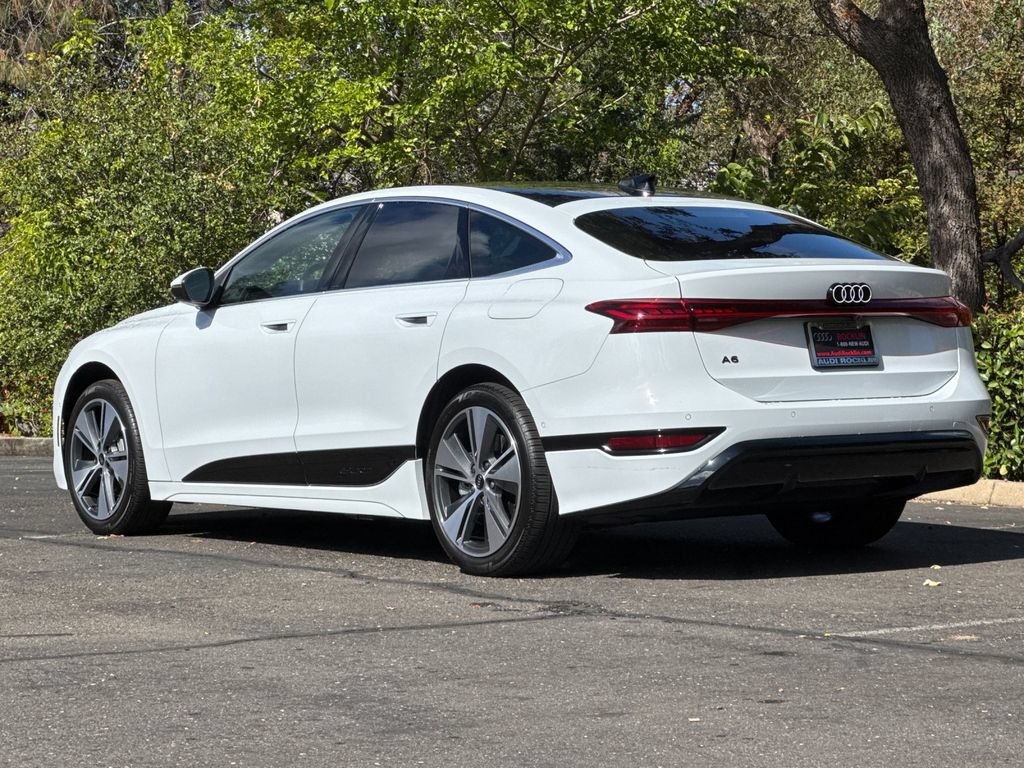 Used 2025 Audi A6 e-tron Premium RWD image 7