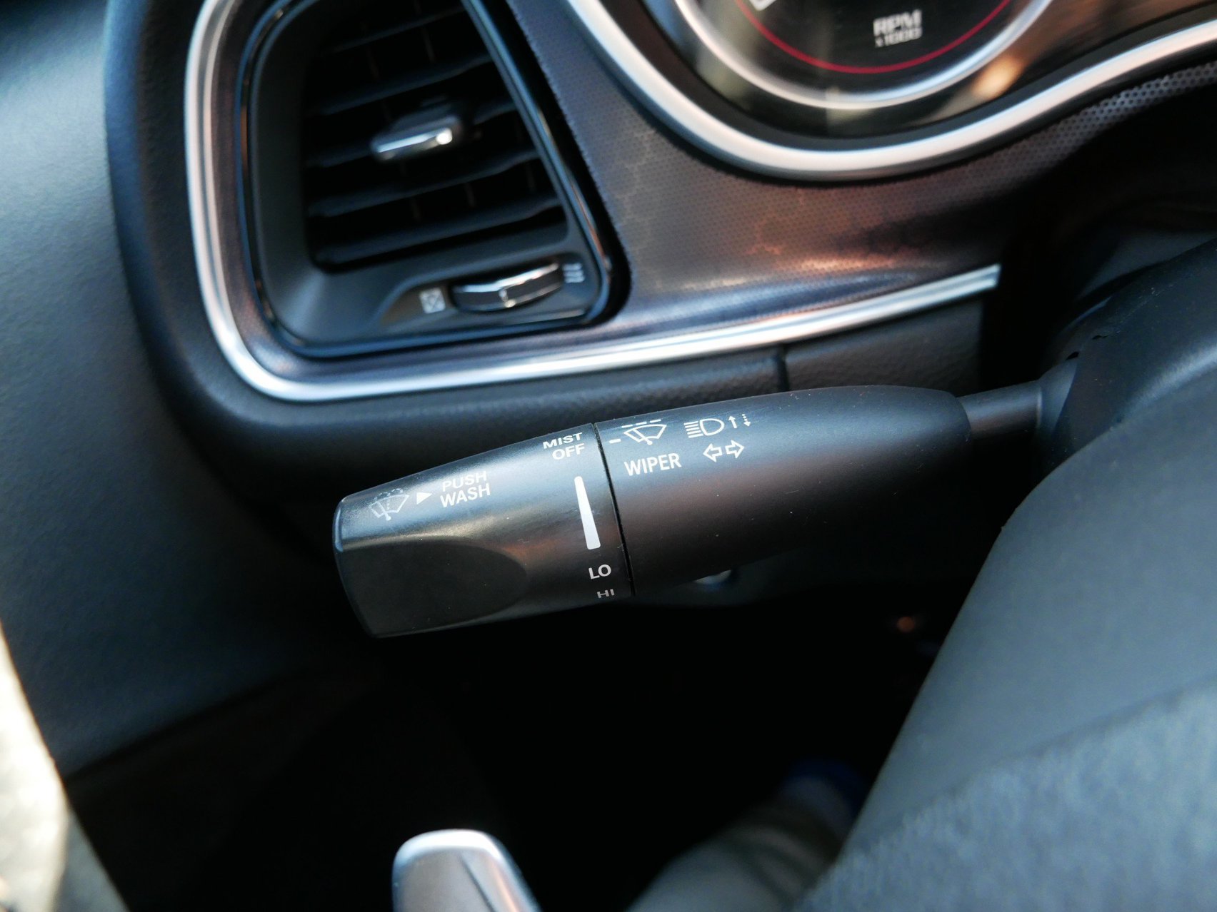 Used 2016 Dodge Challenger SRT w/ Technology Group RWD image 25