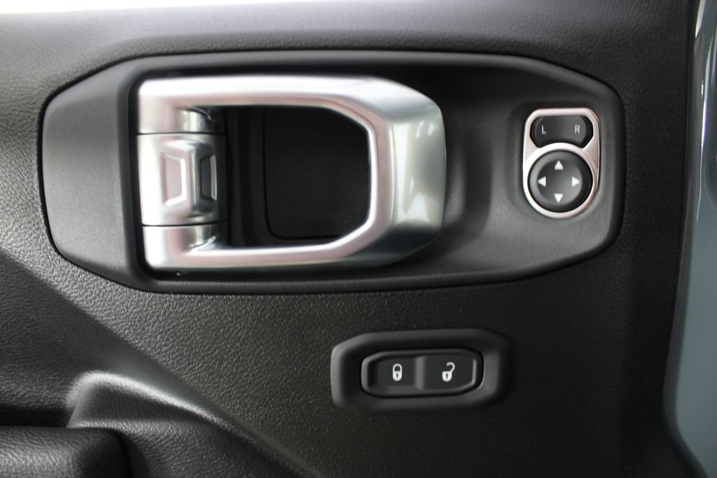 New 2026 Jeep Gladiator Sport AWD/4WD image 14